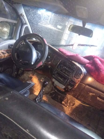 هيونداي ستاريكس 1999 - صورة 1