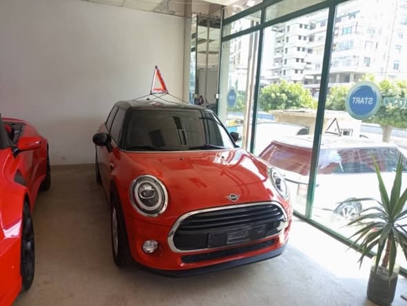 ميني Cooper 2019 - صورة 1