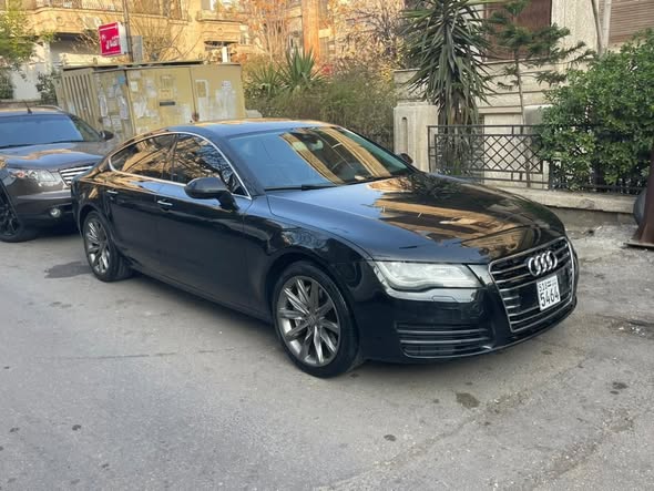 أودي A7 2012 - صورة 3