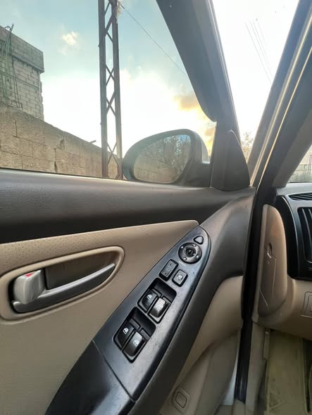 هيونداي افانتي 2007 - صورة 4