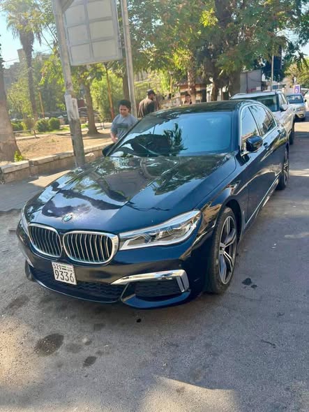 بي إم دبليو 740 لي 2018 - صورة 1