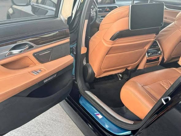 بي إم دبليو 740 لي 2018 - صورة 4