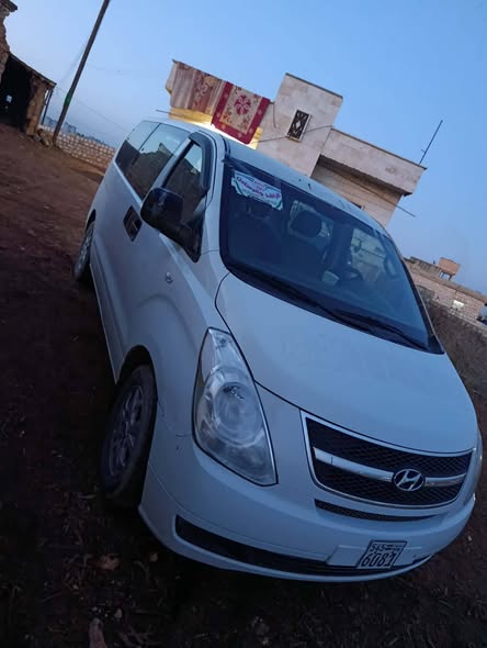 اتش ون اتش ون 2011 - صورة 3