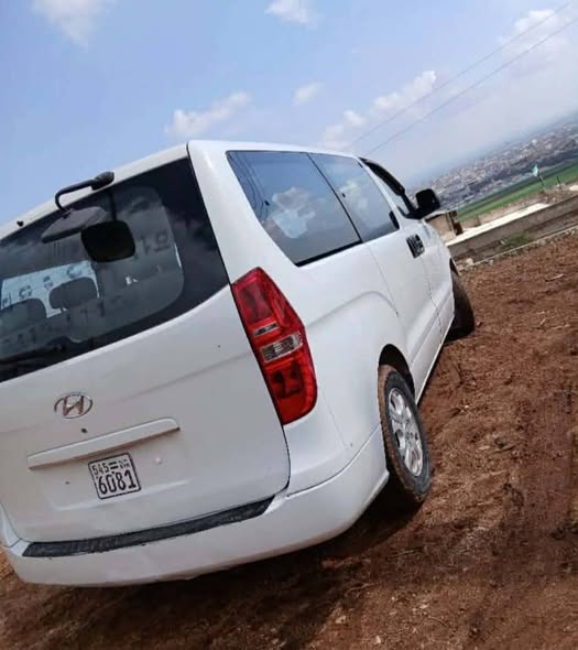 اتش ون اتش ون 2011 - صورة 4