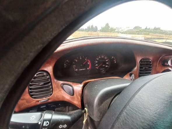 هيونداي ستاريكس 2002 - صورة 4