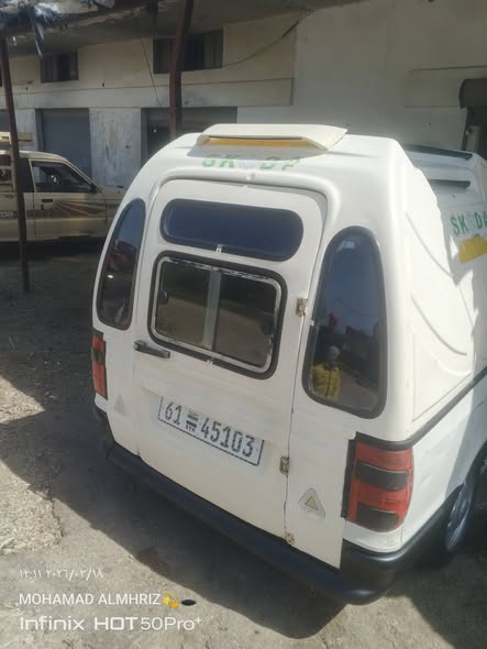 سكودا Pickup 2002 - صورة 3