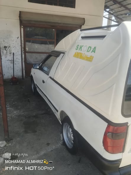 سكودا Pickup 2002 - صورة 4