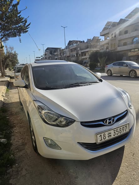 هيونداي إلنترا 2012 - صورة 2