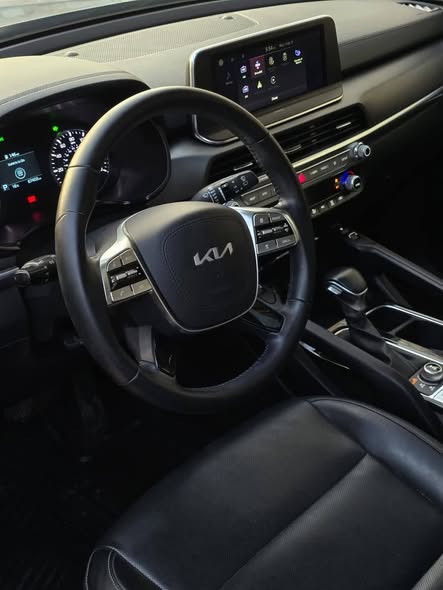 كيا تيلورايد 2022 - صورة 4