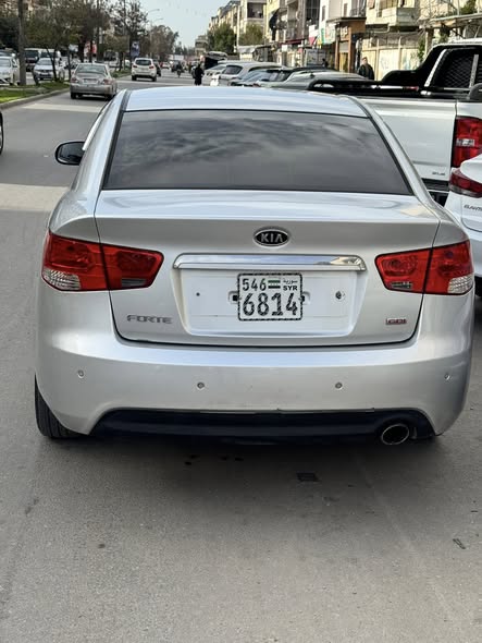 كيا فورتي 2011 - صورة 3