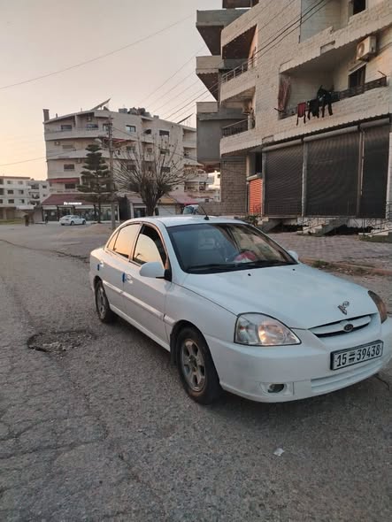 كيا ريو 2003 - صورة 2