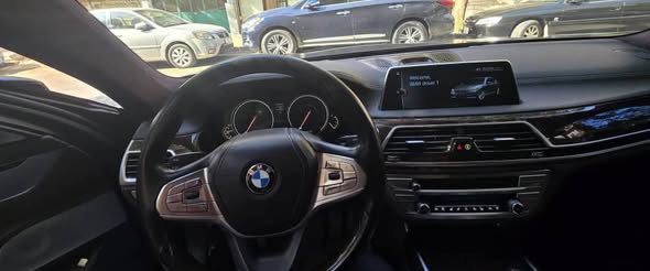 BMW 750Li 2016 - صورة 4