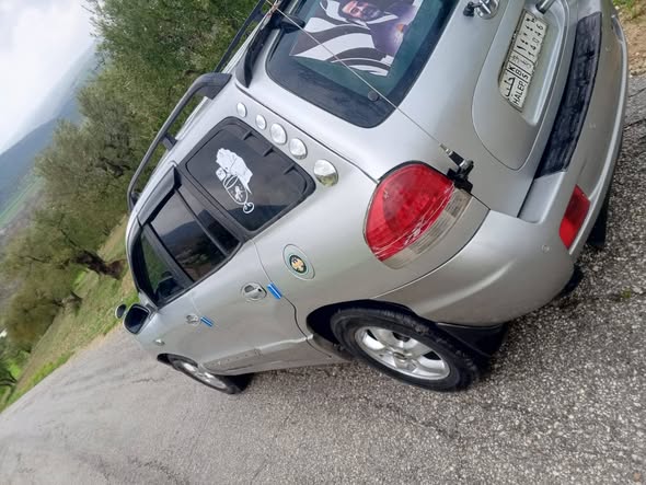 هيونداي سانتافي 2005 - صورة 2