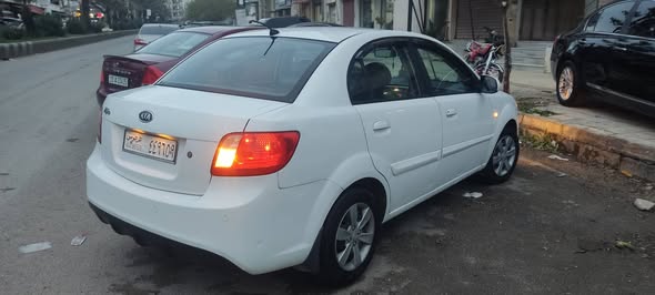 كيا ريو 2010 - صورة 2