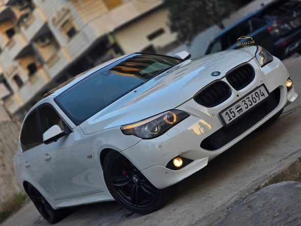 بي إم دبليو 520i 2010 - صورة 4
