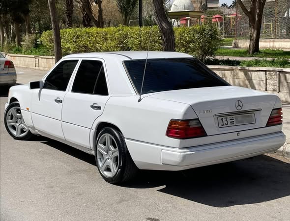 مرسيدس 300 1987 - صورة 2