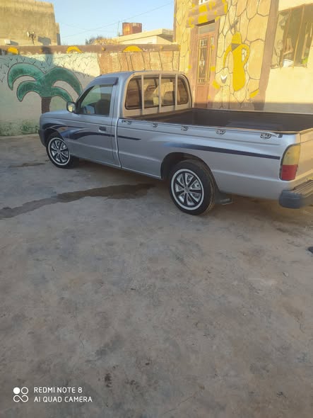 ماذا بيك اب 2001 - صورة 2