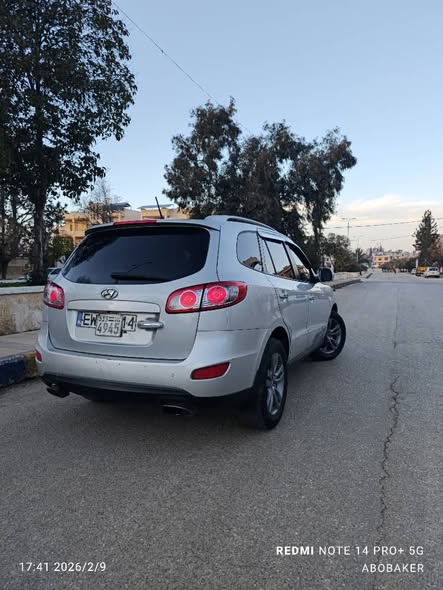 هيونداي سانتافي 2010 - صورة 2