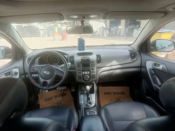 كيا فورتي 2010 - صورة 4