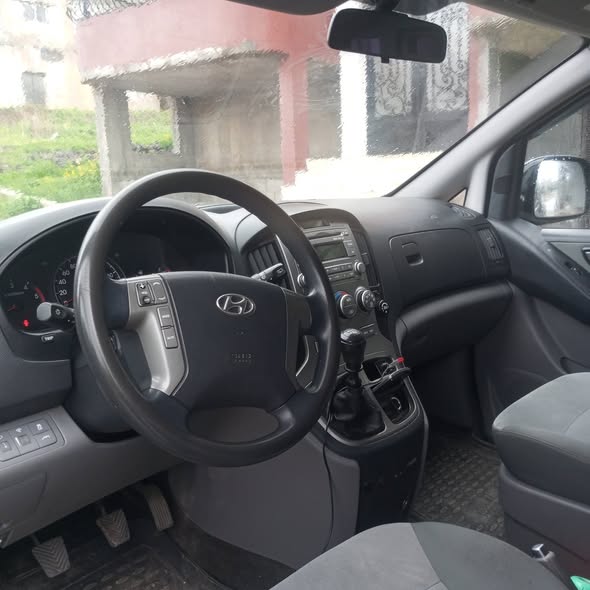 هيونداي H-1 2014 - صورة 2