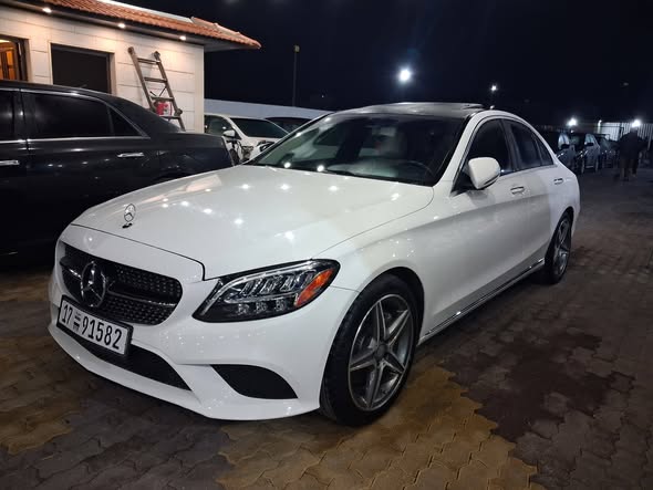 مرسيدس c300 2019 - صورة 2