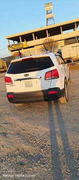 كيا سيرنتو 2010 - صورة 2