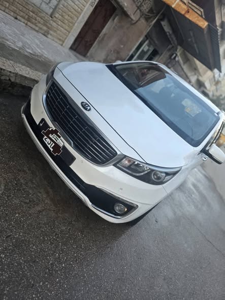 كيا كرنفال 2015 - صورة 1