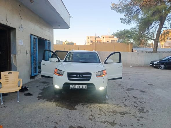 هيونداي سانتافي 2009 - صورة 2