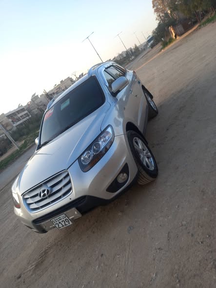 هيونداي سانتافي 2010 - صورة 5