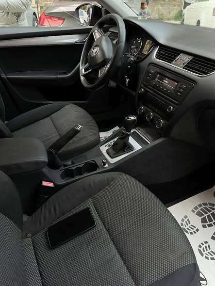 سكودا اوكتافيا 2016 - صورة 5