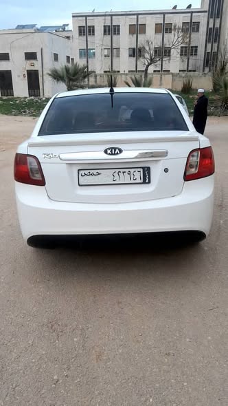 كيا ريو 2010 - صورة 5