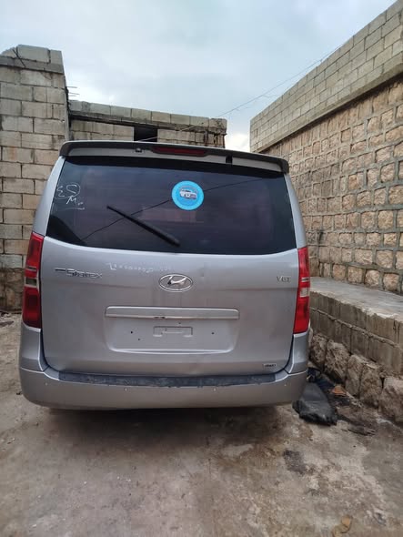 هيونداي H-1 2014 - صورة 3