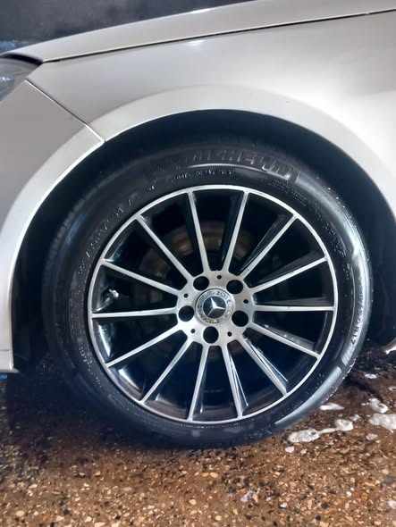 مرسيدس إي 2013 - صورة 2