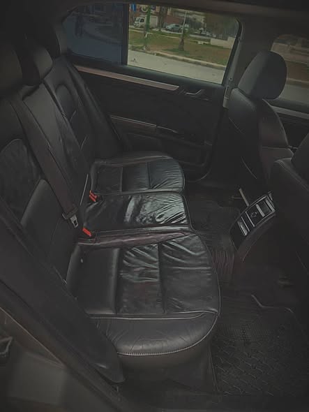 سكودا سوبيرو 2010 - صورة 5