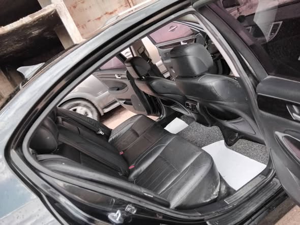 هونداي جينيسيس 2013 - صورة 5