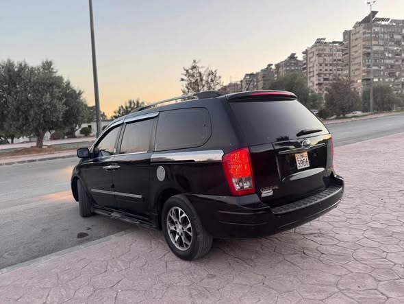 كيا كارنيفال 2014 - صورة 2