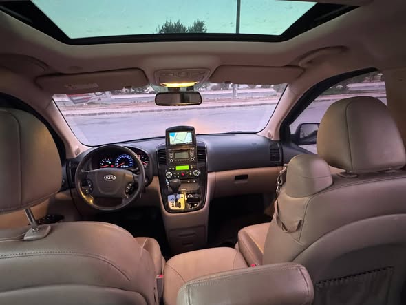 كيا كارنيفال 2014 - صورة 3