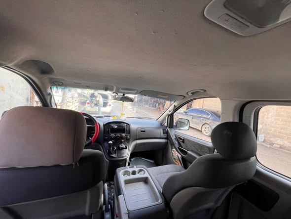 هيونداي ستاريكس 2011 - صورة 5