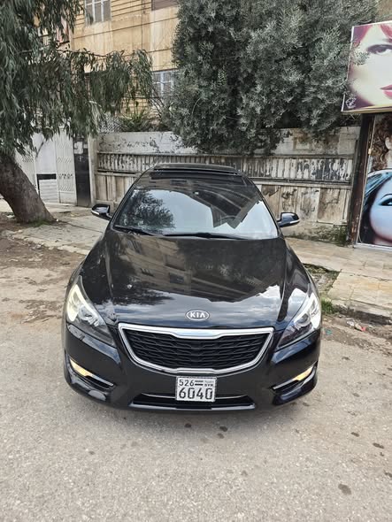 كيا كادينزا 2012 - صورة 1