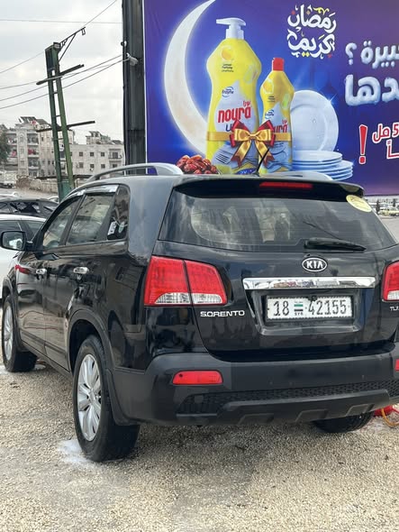 كيا سورنتو 2010 - صورة 4