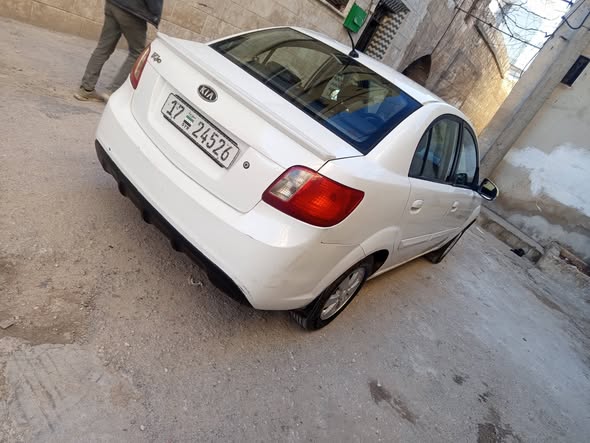 كيا ريو 2011 - صورة 4