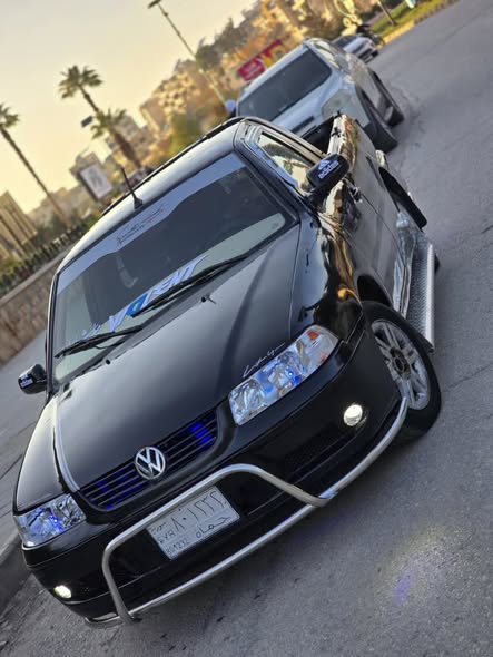 فوكس سافيرو 2002 - صورة 3