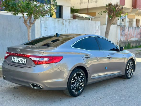 هيونداي ازيرا غراند 2012 - صورة 2