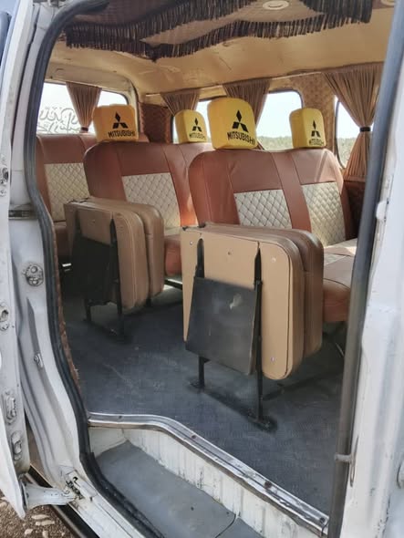 هيونداي ستاريكس 1999 - صورة 3