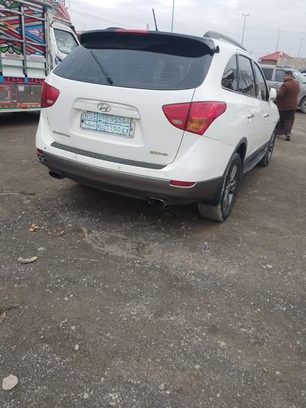 هيونداي فيركروز 2010 - صورة 2