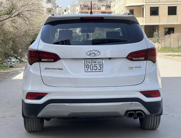 هونداي سنتافيه 2017 - صورة 2
