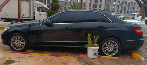 مرسيدس ايي 300 2011 - صورة 4