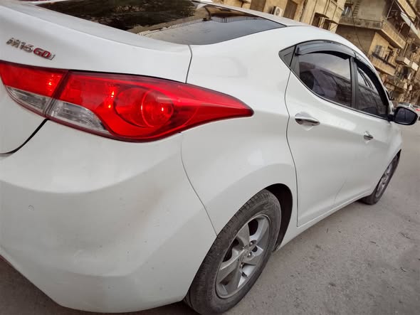 هونداي أفانتي – النترا 2012 - صورة 3