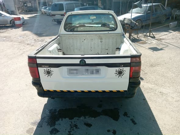 سكودا Pickup 1998 - صورة 1