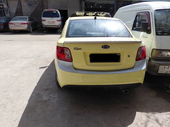 كيا ريو 2010 - صورة 3